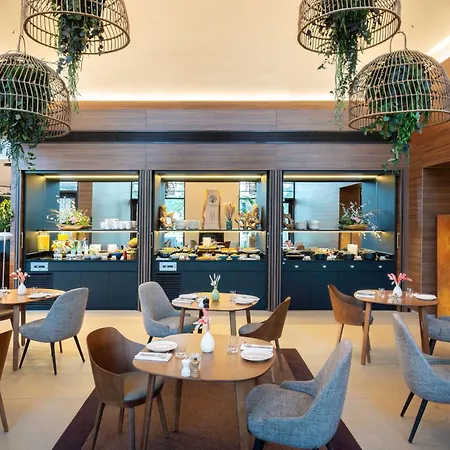 Le Domaine Des Vanneaux Golf Et Mgallery 4* LʼIsle-Adam