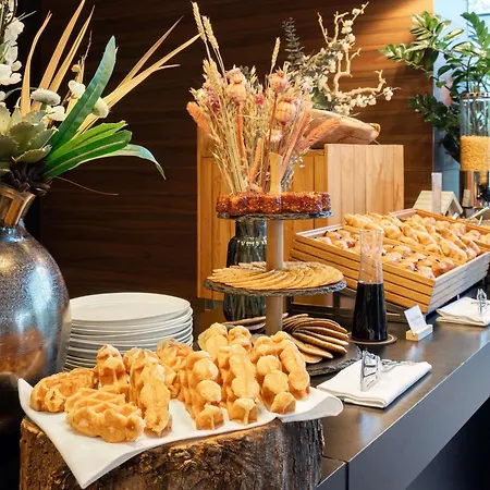 Le Domaine Des Vanneaux Golf Et Mgallery Hotel