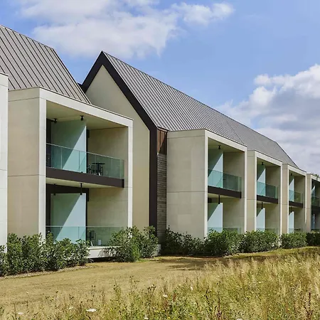 Le Domaine Des Vanneaux Golf Et Mgallery Hotel