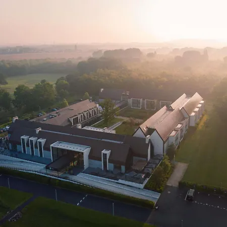 Le Domaine Des Vanneaux Golf & Adam - Mgallery Collection 4* LʼIsle-Adam