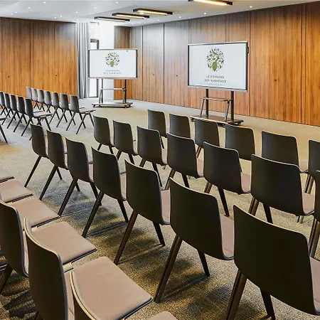 Le Domaine Des Vanneaux Golf Et Mgallery 4*